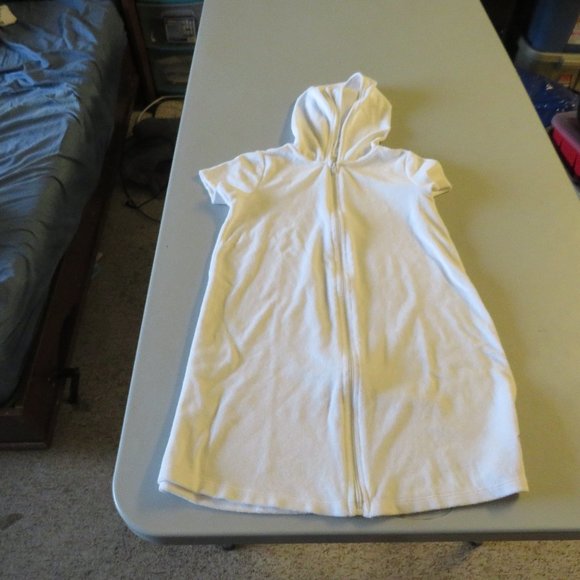 White Swim Cover Up Size Large 10/12 - Picture 1 of 6